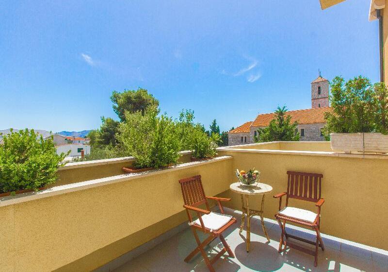 סוויטה, Peppers Manor House