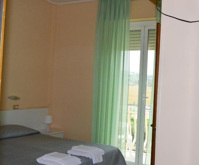 חדר סטנדרט, Perla