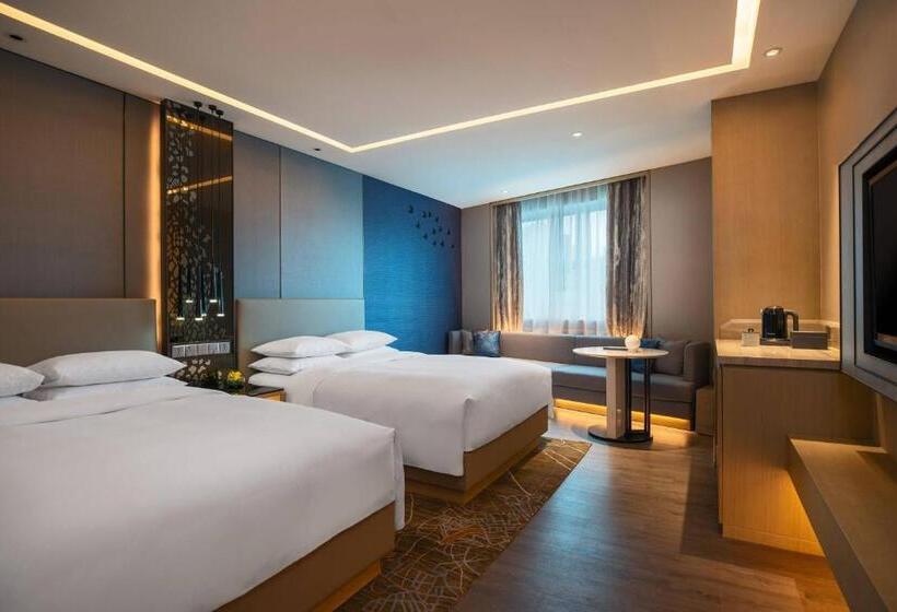 Номер Executive, Renaissance Shenzhen Luohu