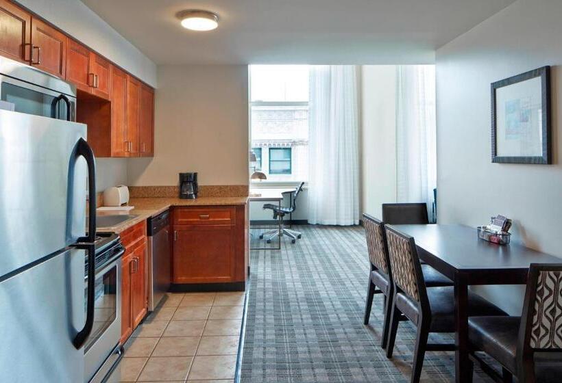 Люкс 2 Спальни, Residence Inn Milwaukee Downtown