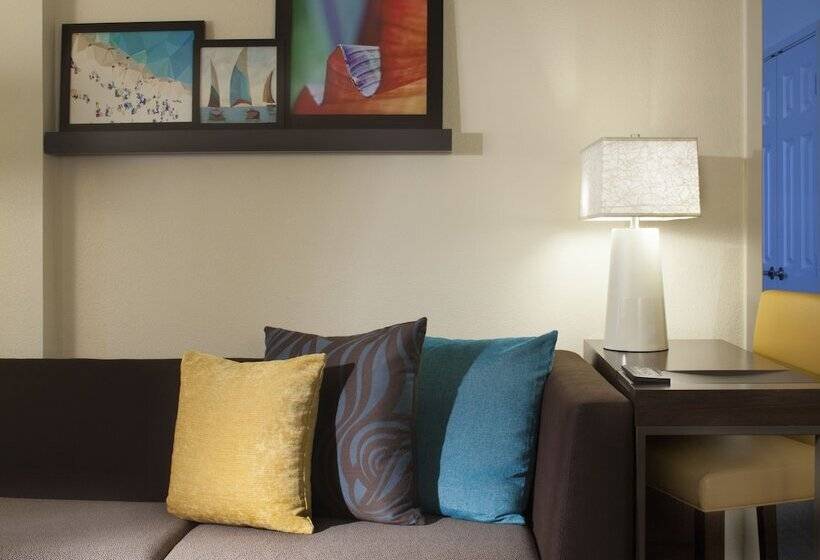 جناح مزوَّد بشرفة, Residence Inn Tampa Downtown