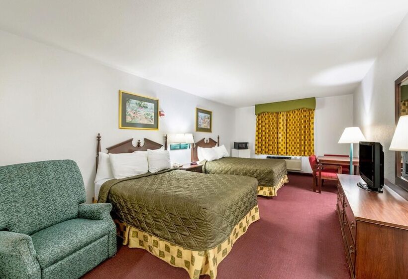 غرفه قياسيه سريرين مزدوجين, Rodeway Inn Decatur