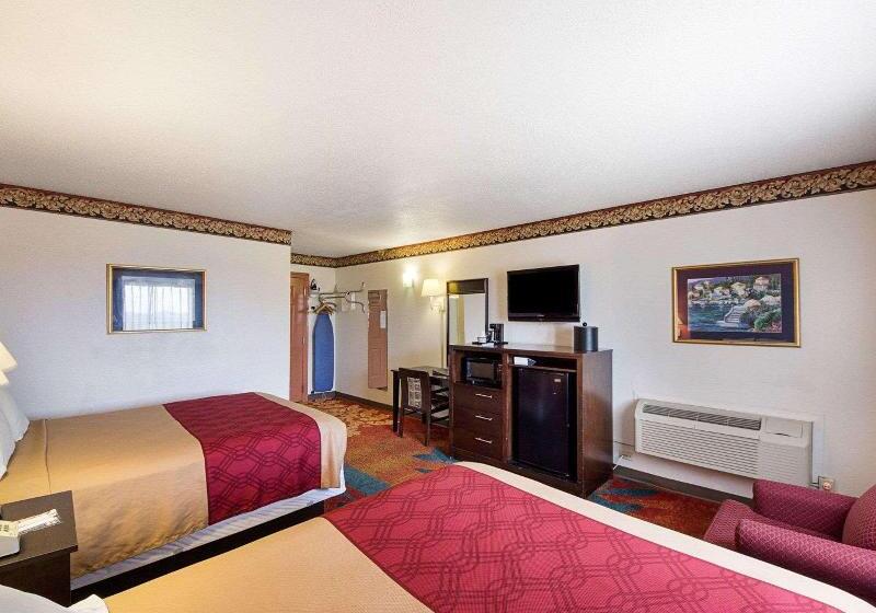 חדר סטנדרט עם מיטת קינג, Rodeway Inn San Antonio Lackland Afb  Seaworld