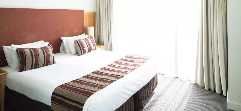 2 Bedroom Apartment, Seasons Botanic Gardens