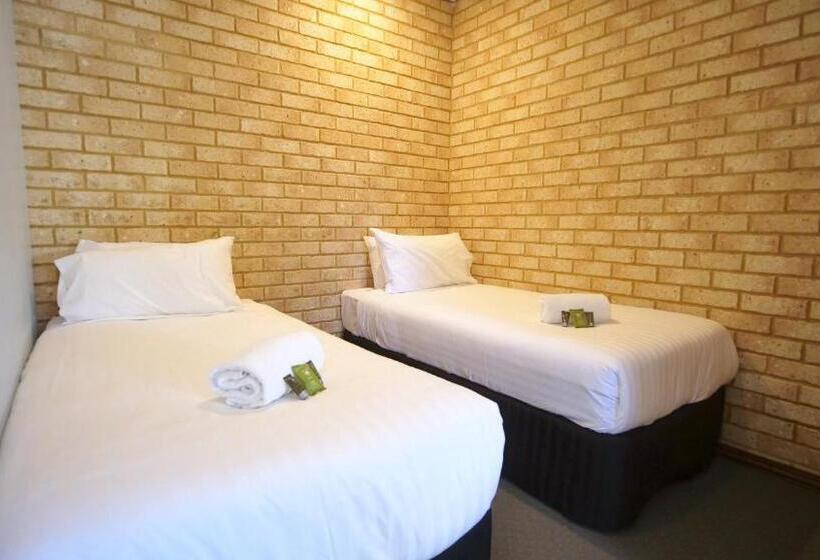 バスタブ付きスタンダードルーム, Margaret River Motel