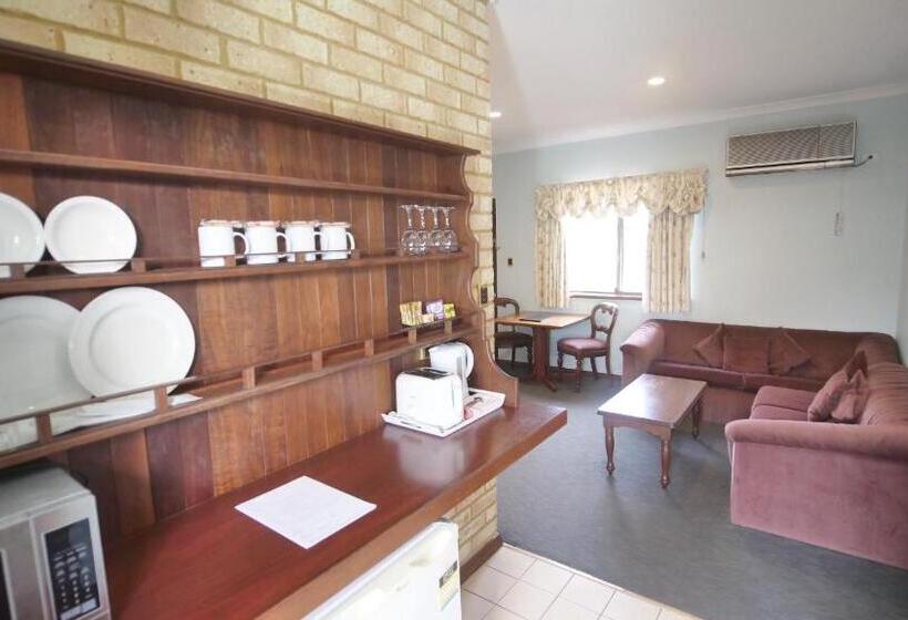 バスタブ付きスタンダードルーム, Margaret River Motel