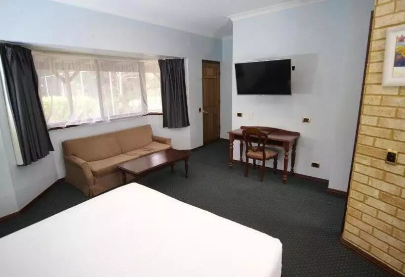 اتاق استاندارد با تخت دو نفره بزرگ برای معلولان, Margaret River Motel
