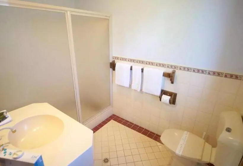 اتاق خانوادگی, Margaret River Motel