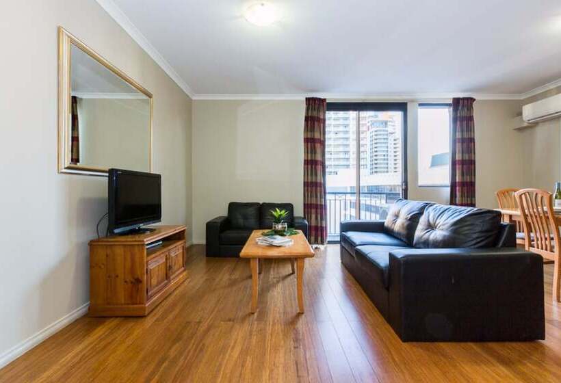 آپارتمان 3 خوابه, Mont Clare Boutique Apartments