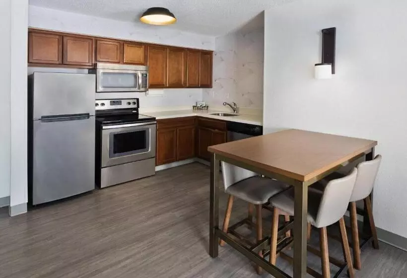 سوئیت 2 خوابه, Residence Inn Columbus