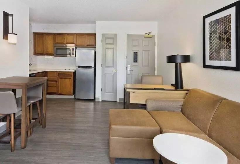 سوییت, Residence Inn Columbus