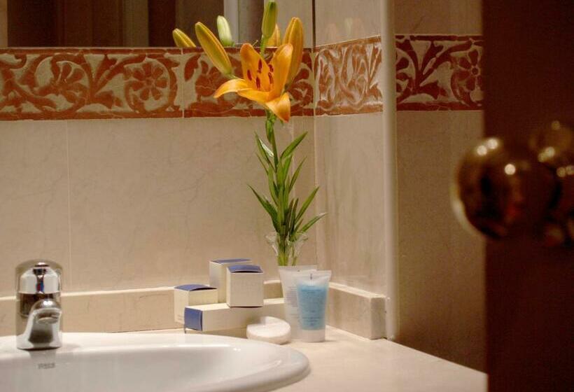 غرفة عائلية, Sunotel Aston