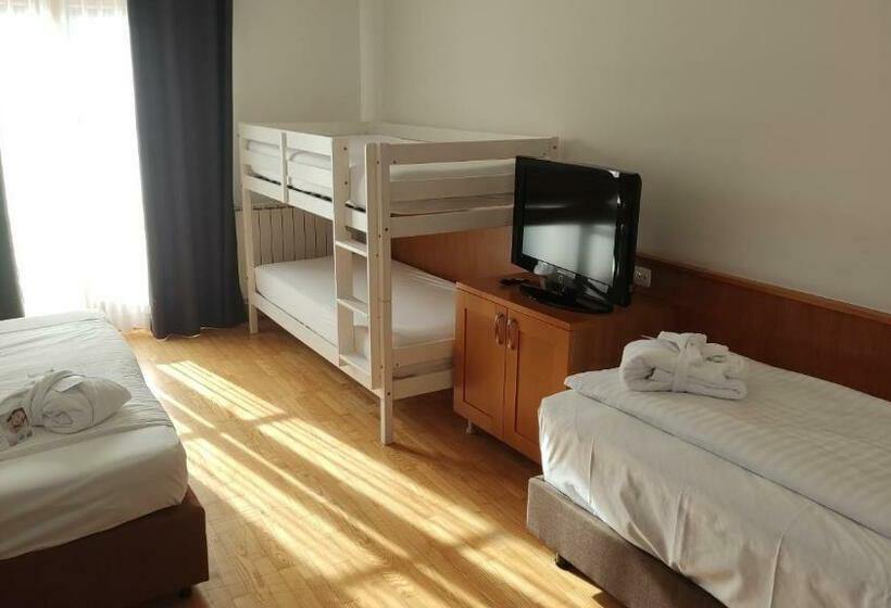 اتاق لوکس خانوادگی, Pohorje Village Wellbeing Resort   Wellness & Spa Hotel Bolfenk