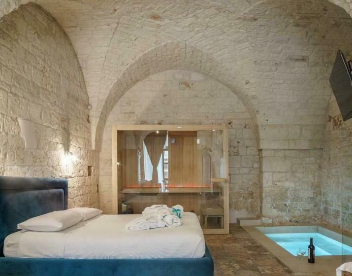 Люкс с гидромассажем, Dama Bianca Boutique Hotel Ostuni