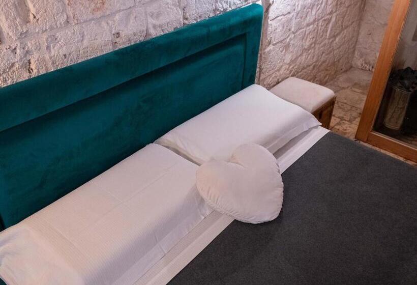 Люкс с гидромассажем, Dama Bianca Boutique Hotel Ostuni