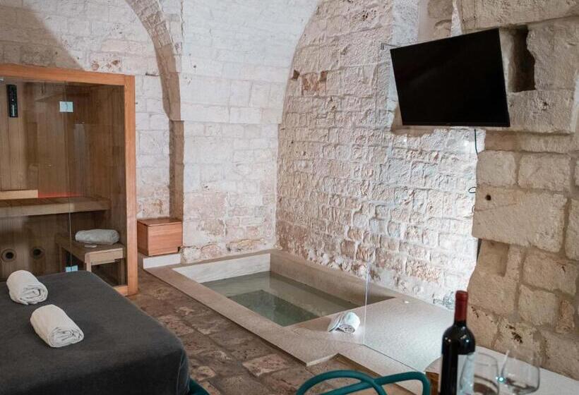 Люкс с гидромассажем, Dama Bianca Boutique Hotel Ostuni