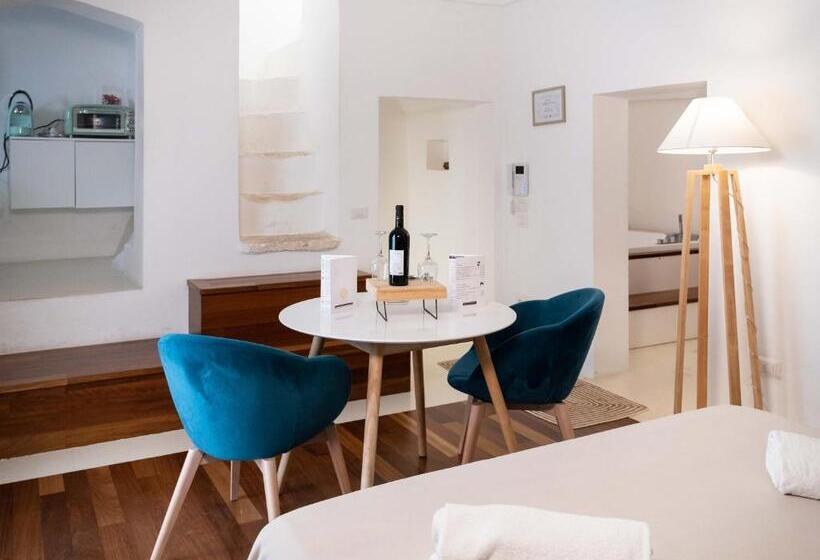 Люкс Кровать Кинг, Dama Bianca Boutique Hotel Ostuni