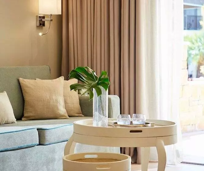 オーシャンビュージュニアスイート, Anthemus Sea Beach Hotel And Spa