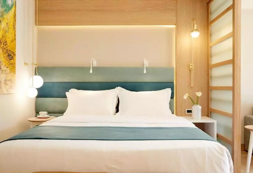 庭の見えるジュニアスイート, Anthemus Sea Beach Hotel And Spa