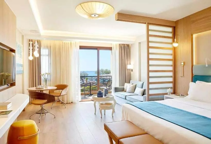 オーシャンビュージュニアスイート, Anthemus Sea Beach Hotel And Spa