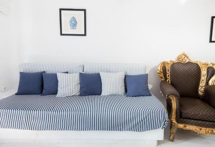 ドゥプレックスルーム, Alexander Villas