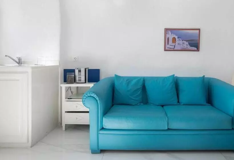 سوئیت مستر با چشم‌انداز, Alexander Villas