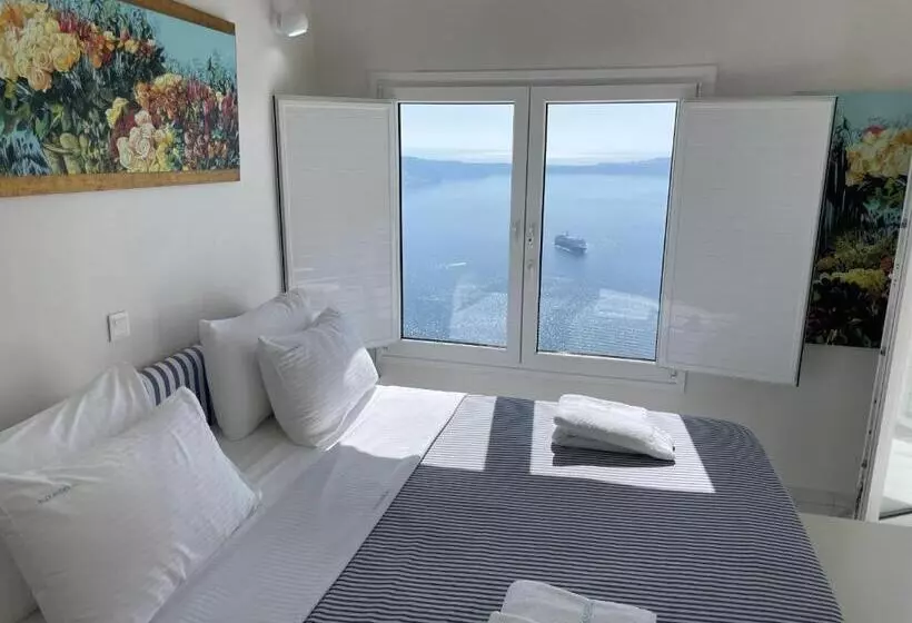 سوئیت با وان آب گرم, Alexander Villas