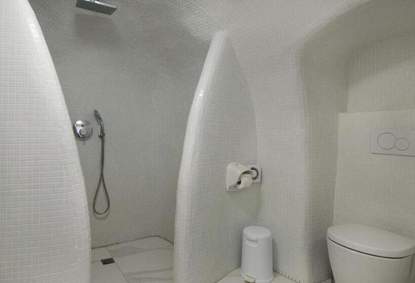 ハイドロマッサージバス付きスイート, Alexander Villas