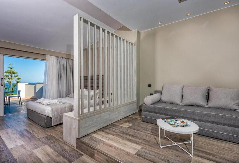 سوییت جونیور با چشمانداز دریا, Alexandra Beach Resort & Spa