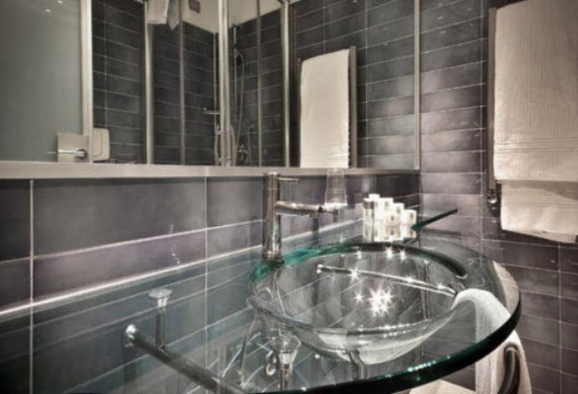 اتاق لوکس, All Time Relais & Sport