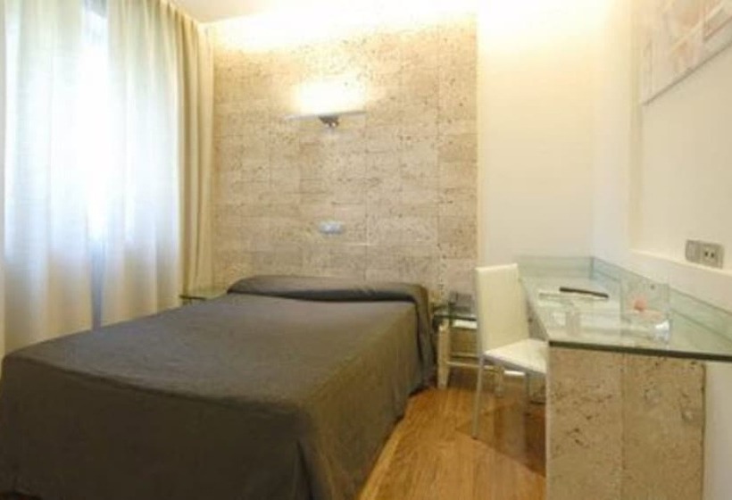 اتاق کلاسیک, All Time Relais & Sport