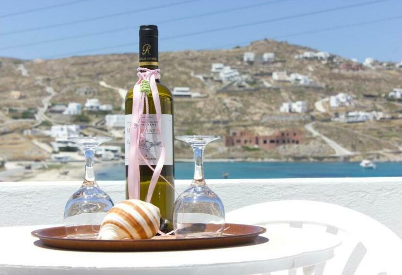 חדר סטנדרט לארבעה, Anixi