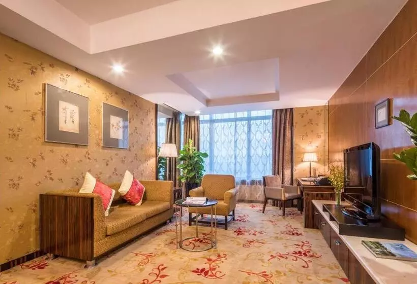 سوییت اجرایی, Asia International Hotel Guangdong
