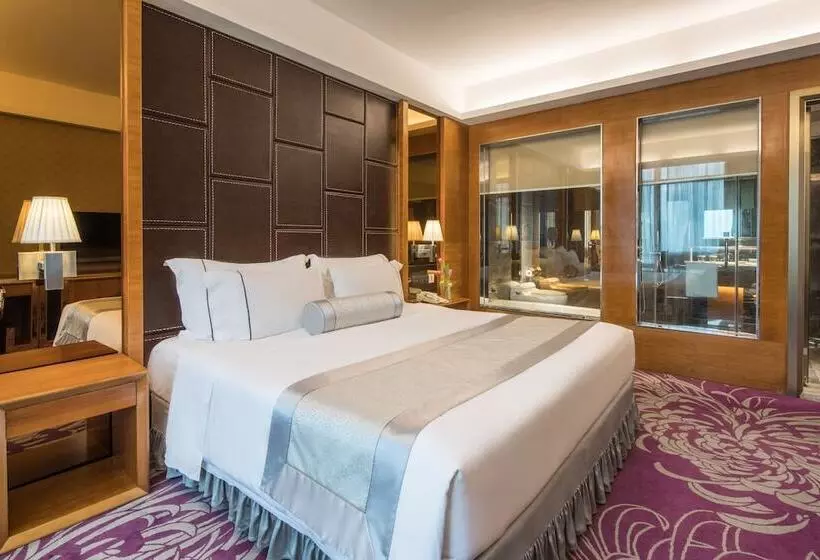 سوییت لوکس, Asia International Hotel Guangdong