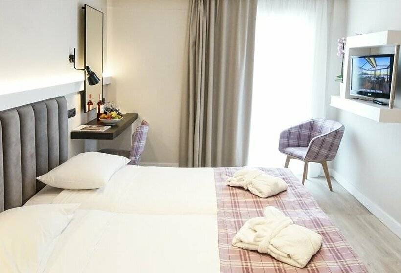 スーペリアールーム, Athens Cypria