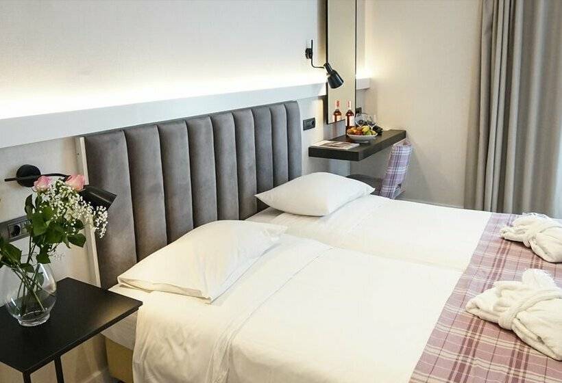 スーペリアールーム, Athens Cypria