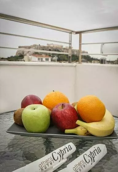 Juniorsviitti, Athens Cypria