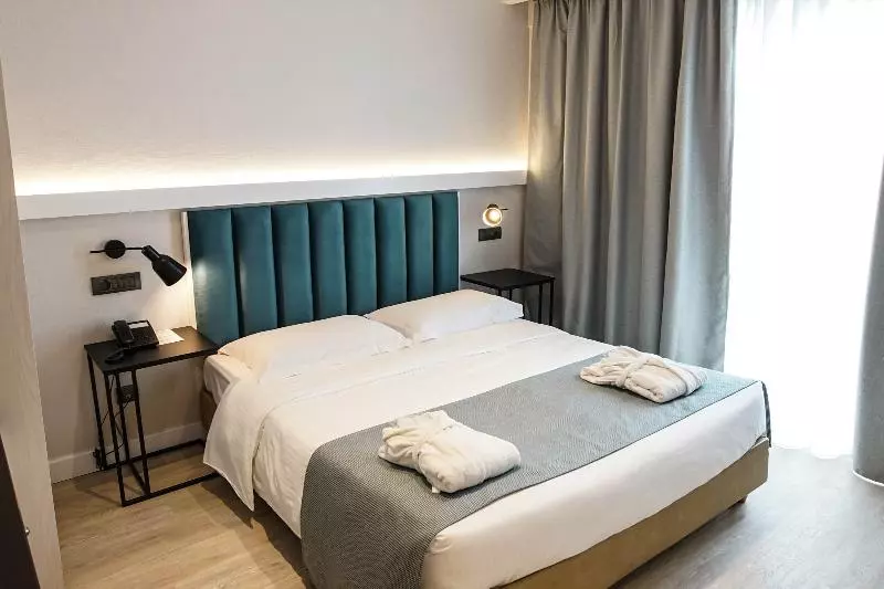 Standard-huone, Athens Cypria