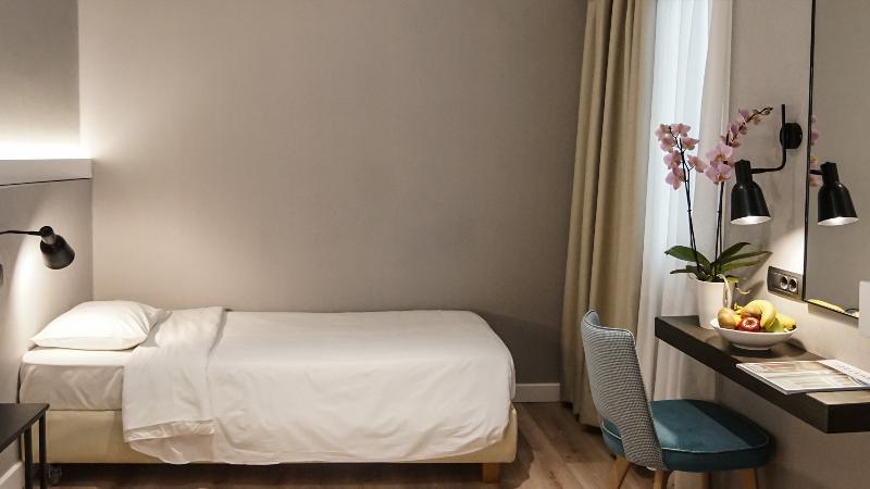 スタンダードトリプルルーム, Athens Cypria