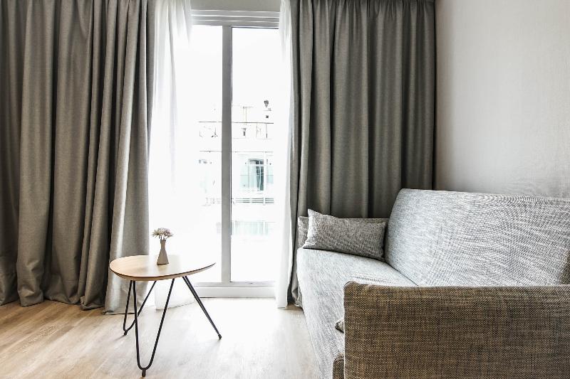 ジュニアスイート, Athens Cypria