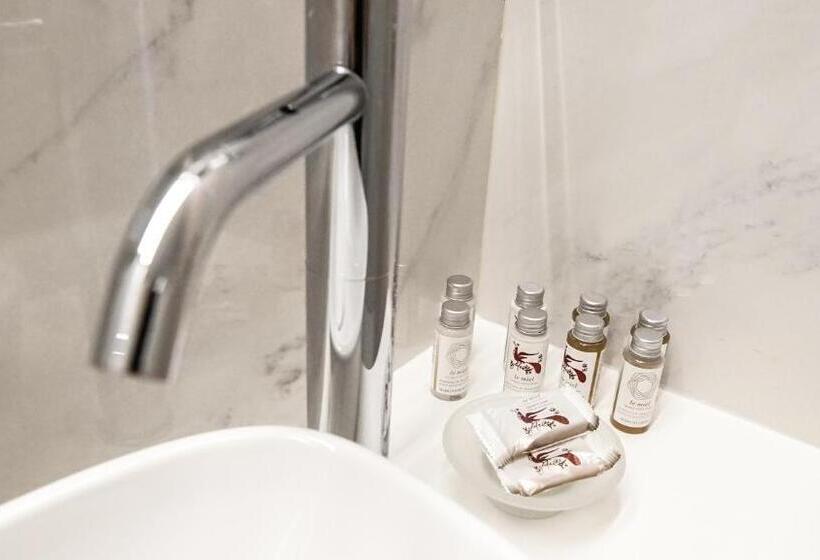 エコノミーシングルルーム, Athens Cypria