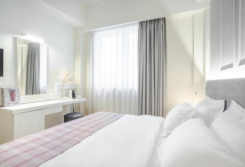 スーペリアールーム, Athens Cypria