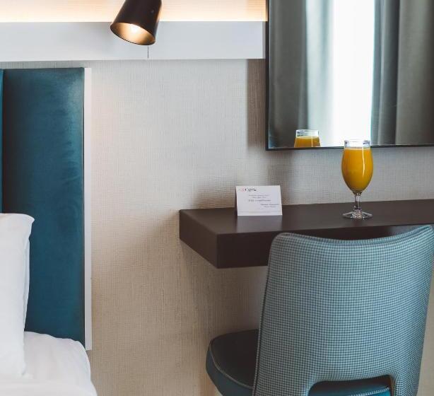 エグゼクティブ ルーム、眺望あり, Athens Cypria