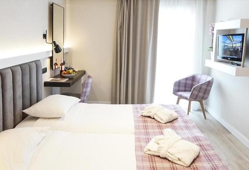 エクゼクティブルーム, Athens Cypria