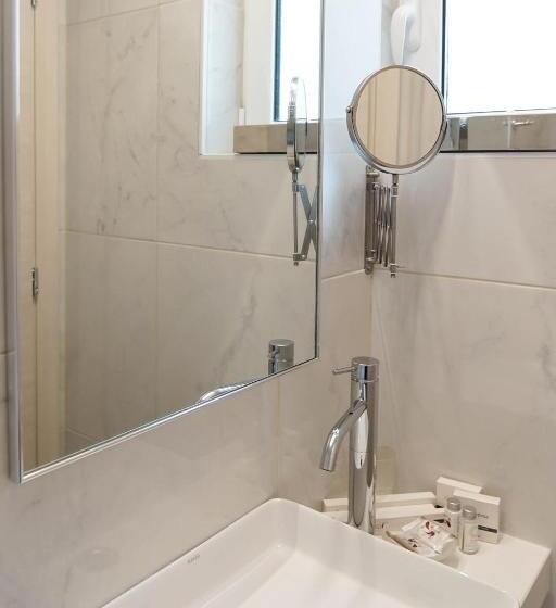 バルコニー付きジュニアスイート, Athens Cypria