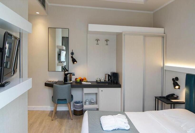 バルコニー付きジュニアスイート, Athens Cypria