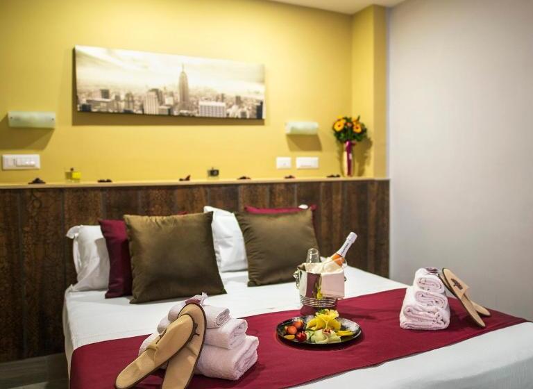 سوییت جونیور, Capodichino International