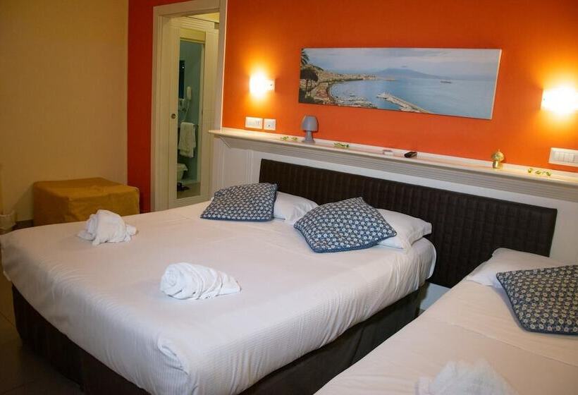 اتاق استاندارد, Capodichino International