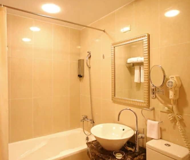 اتاق لوکس, Elegance