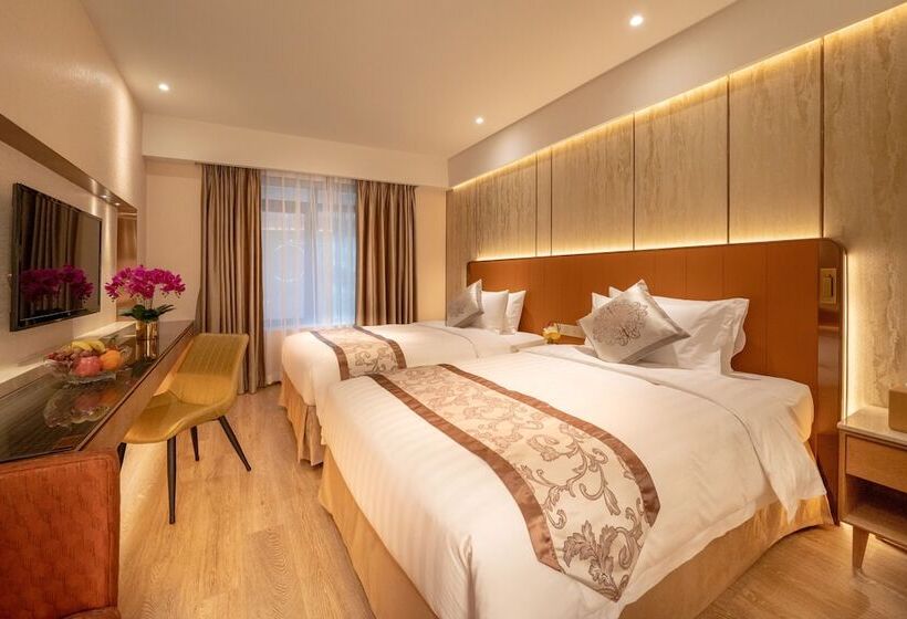 اتاق سوپریور, Golden Dragon